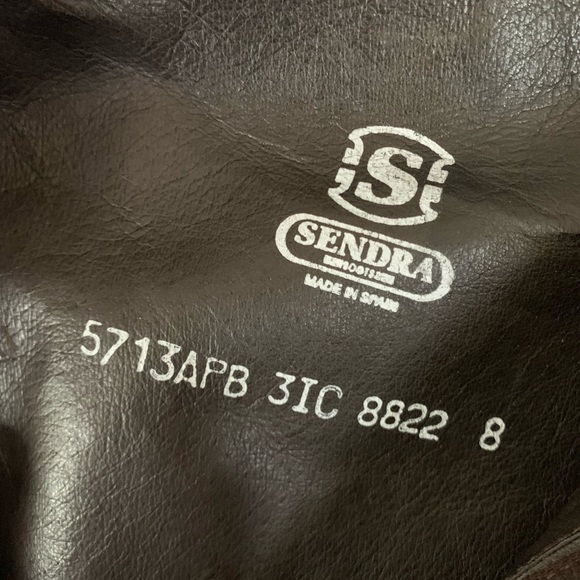 🚫SOLD🚫SENDRA Tall Distressed Leather Riding Boot - Picture 3 of 4